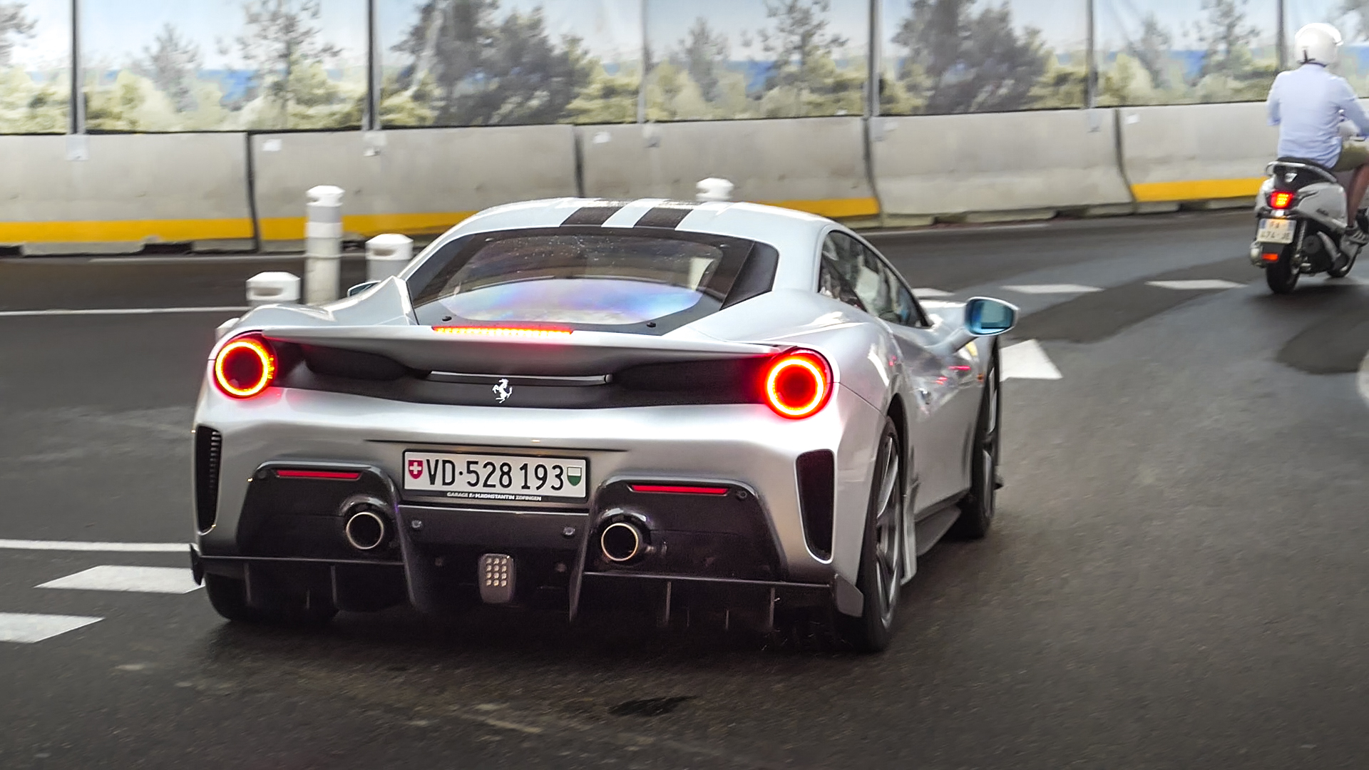 Ferrari 488 Pista - VD528193 (CH)