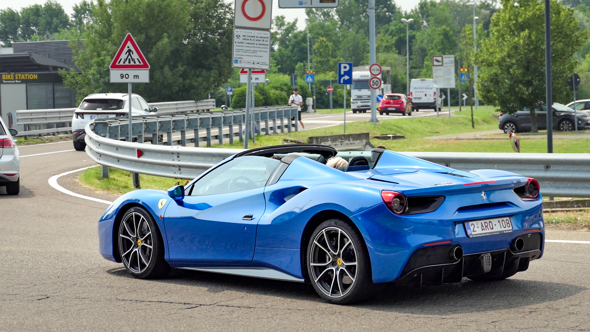 Ferrari 488 Spider - 2ARQ108 (BEL)