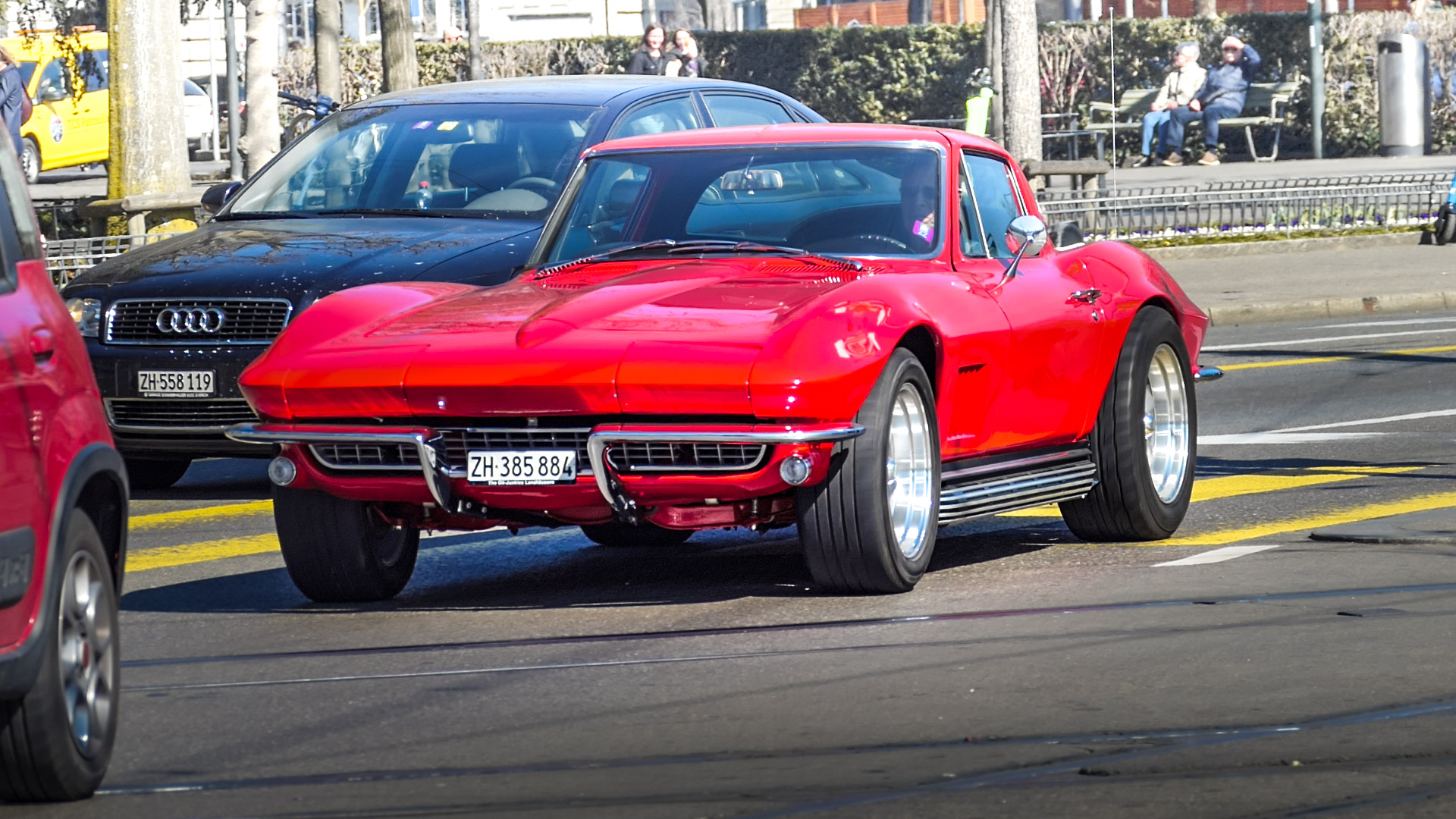 Chevrolet Corvette C2 - ZH385884 (CH)