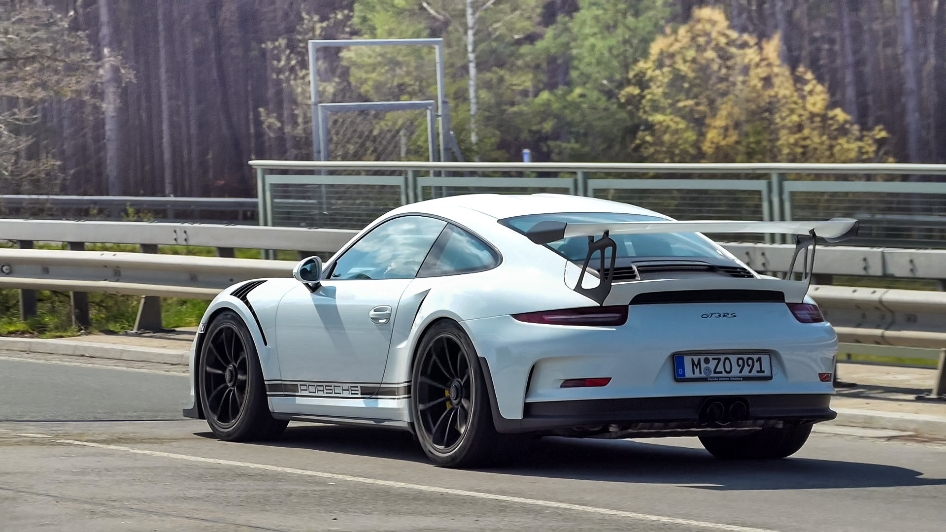 Porsche 911 GT3 RS - M-ZO991