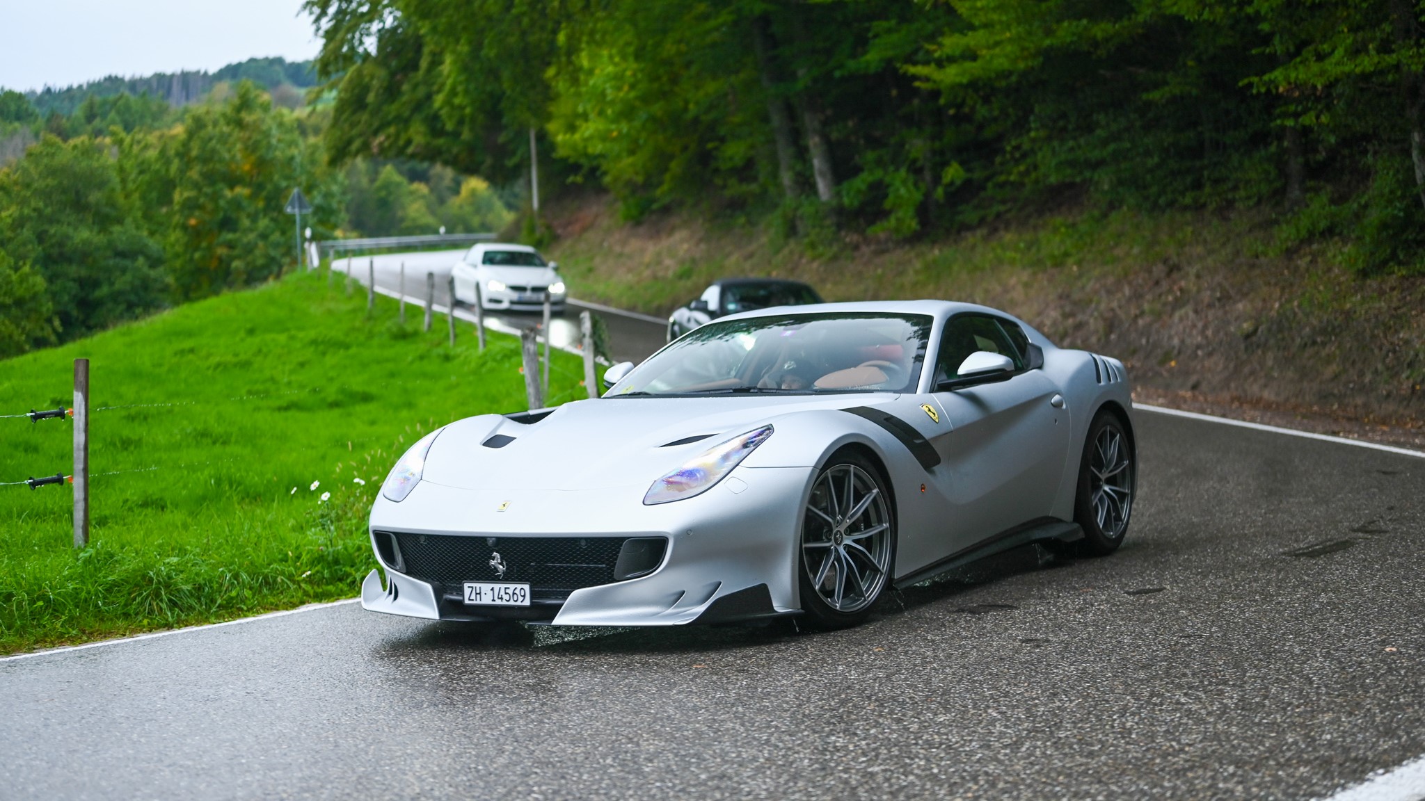 Ferrari F12 TDF - ZH14569 (CH)