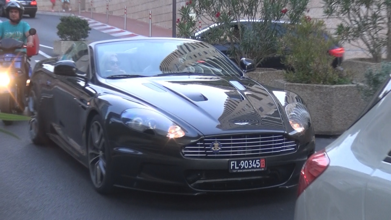 Aston Martin DBS - FL90345 (LIC)