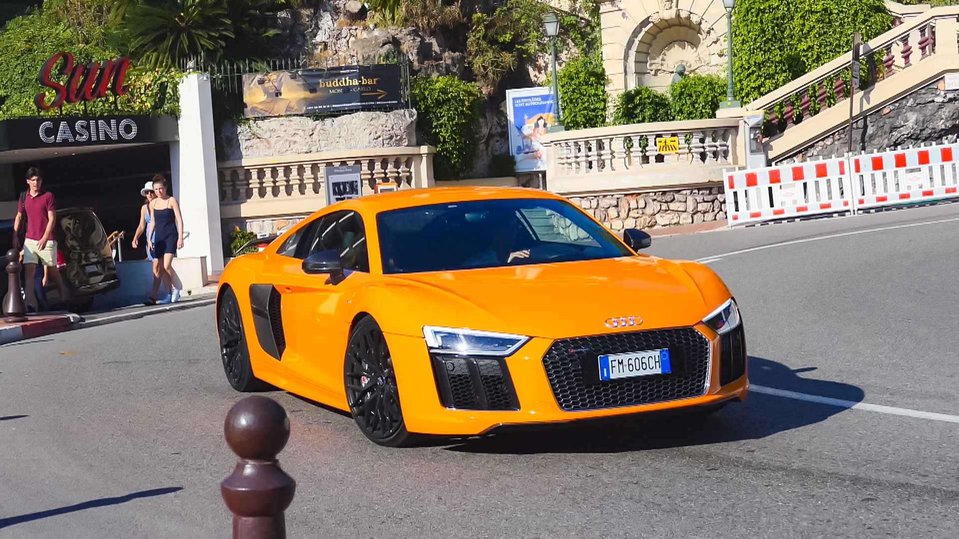 Audi R8 V10 - FM606CH (ITA)