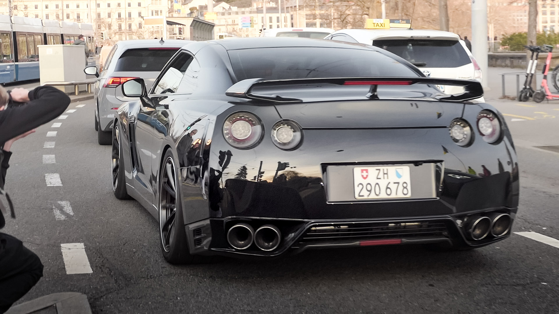 Nissan GTR - ZH290678 (CH)