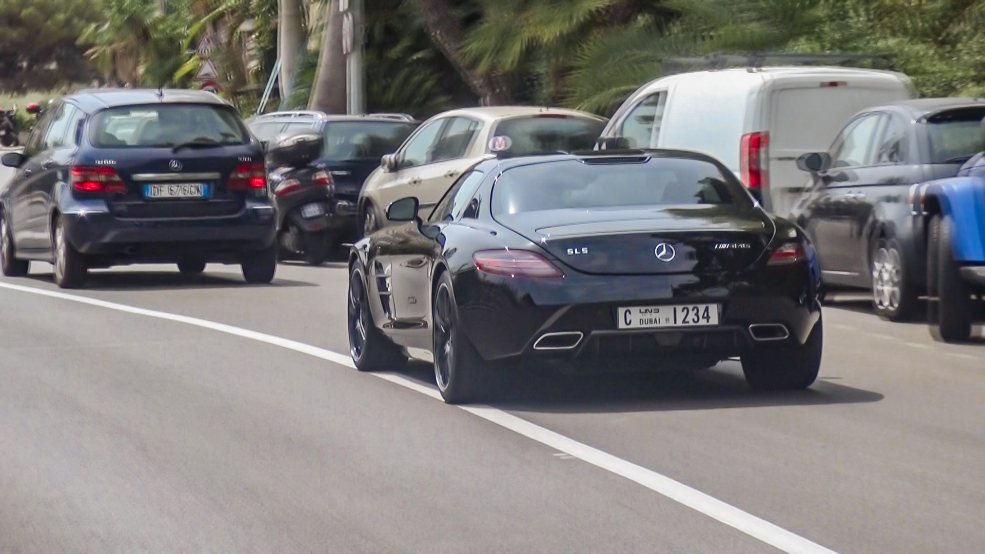 AMG SLS - C1234 (Dubai)