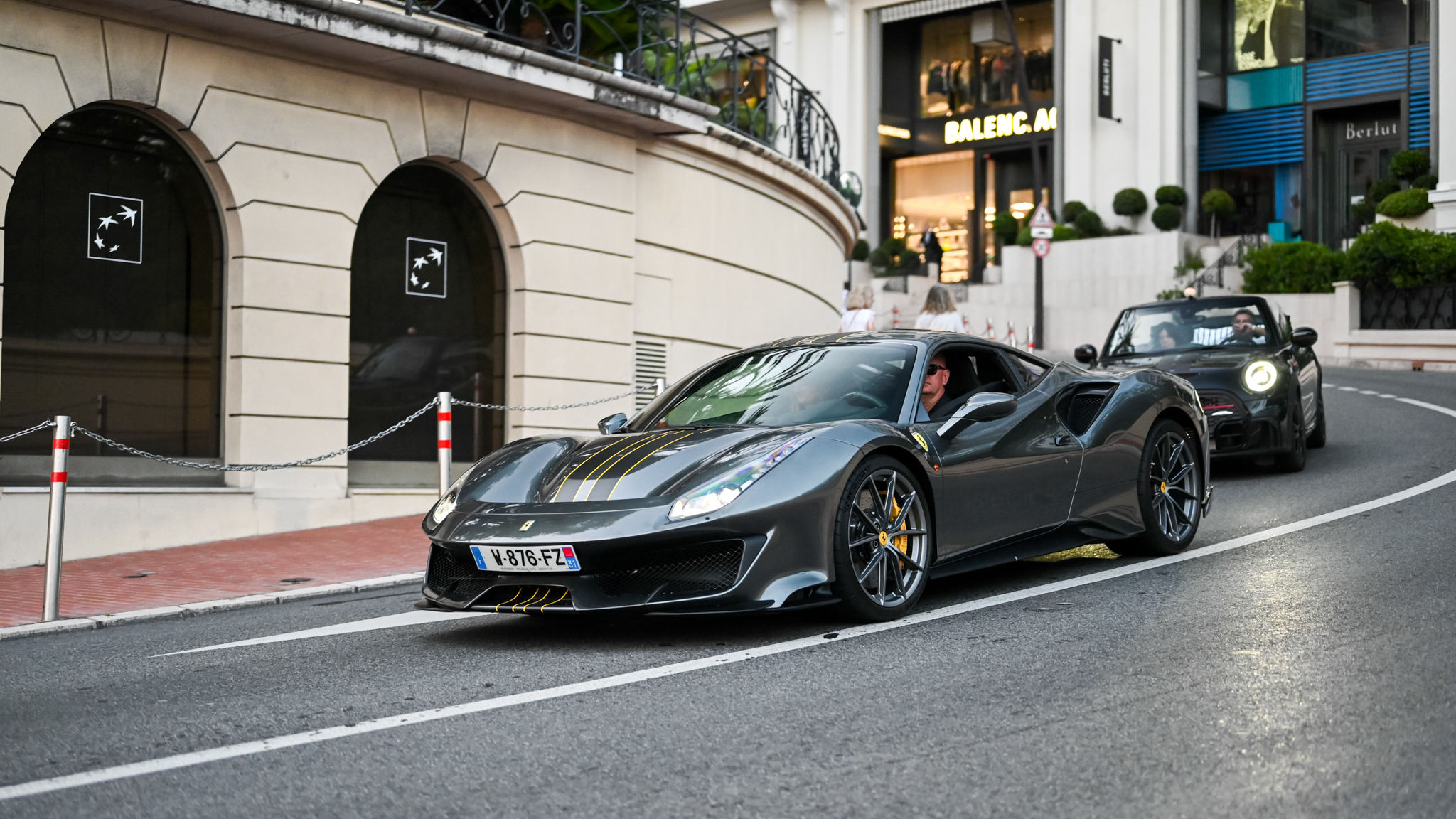 Ferrari 488 Pista - W876FZ-31 (FRA)