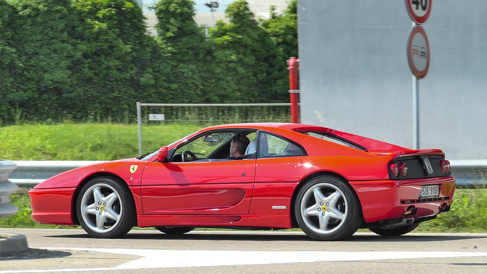 Ferrari 355 Berlinetta - 5Z69190 (CZ)