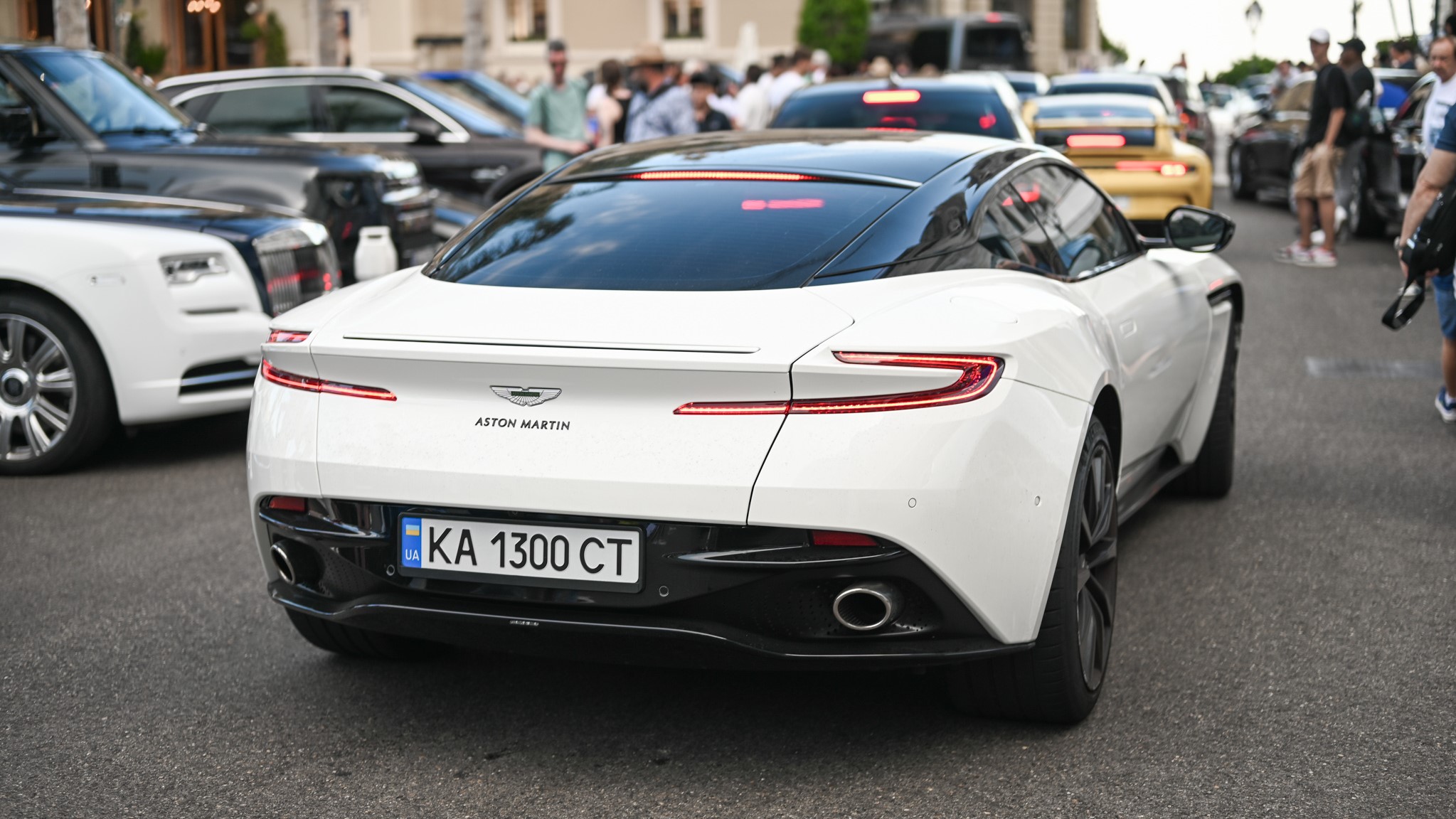 Aston Martin DB11 - KA1300CT (UA)