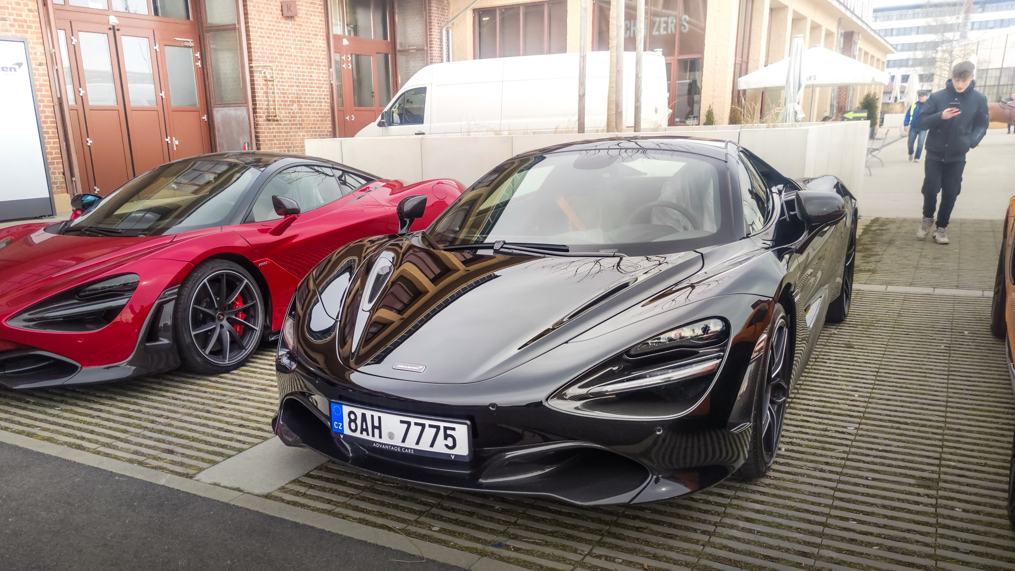 McLaren 720S Spider - 8AH7775 (CZ)