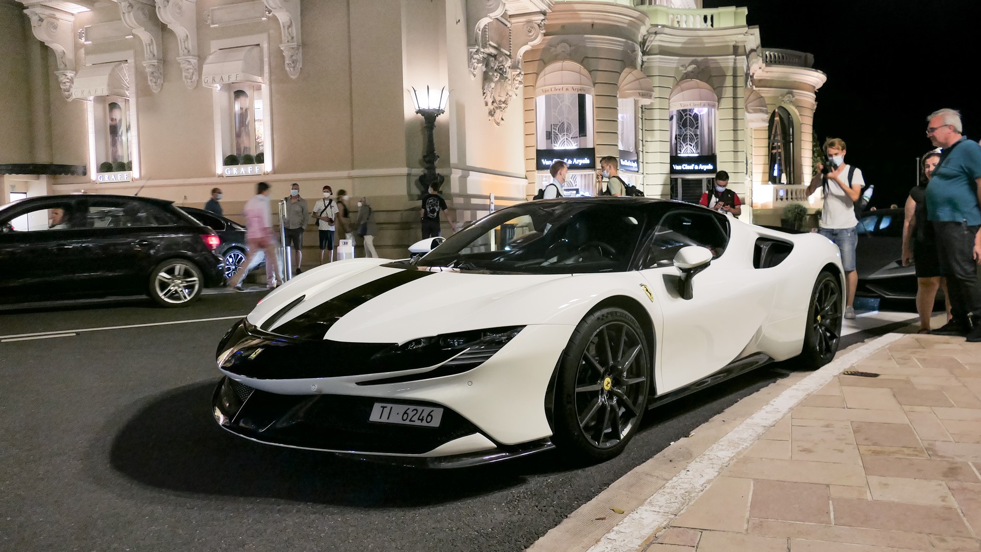 Ferrari SF90 Stradale - TI6246 (CH)