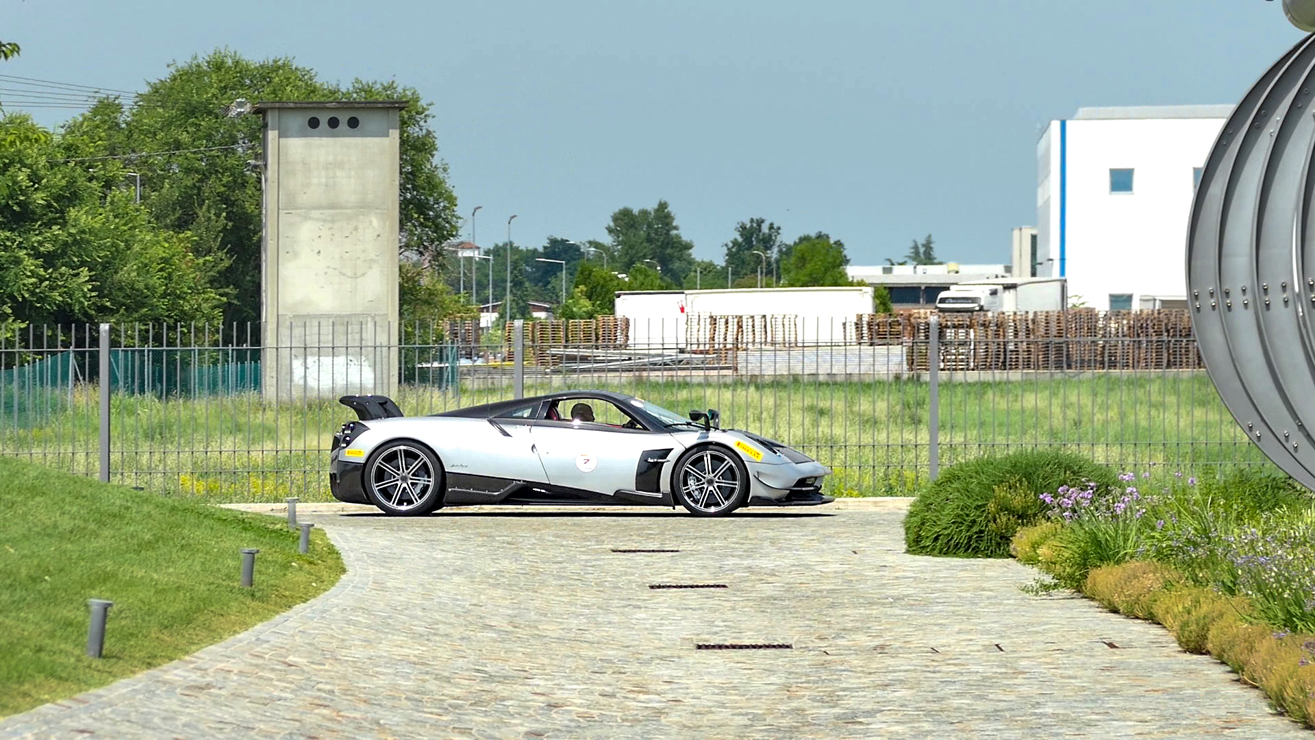 Pagani Huayra Roadster BC - FG773PO (ITA)