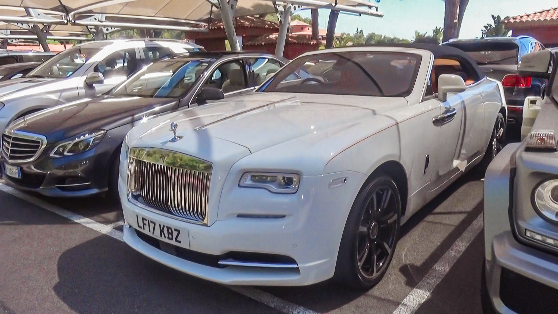 Rolls Royce Dawn - LF17KBZ (GB)