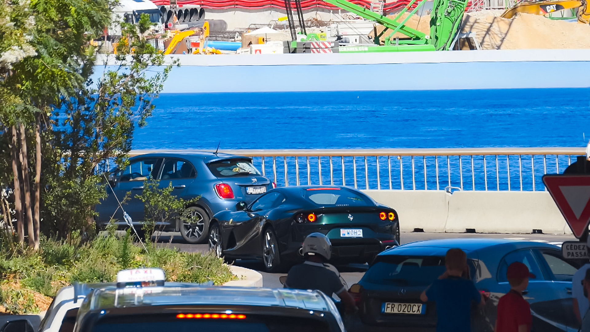 Ferrari 812 Superfast - W0H2 (MC)