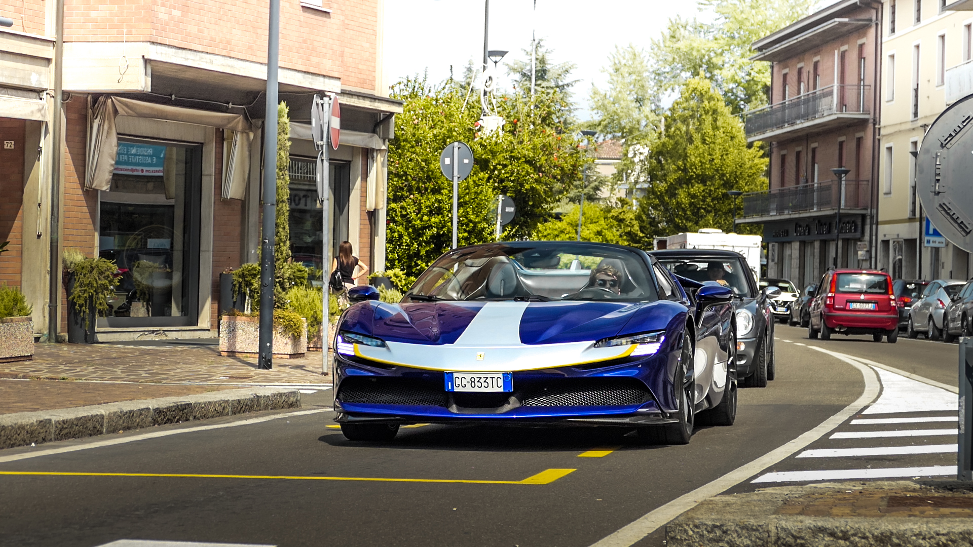 Ferrari SF90 Spider - GG833TC (ITA)