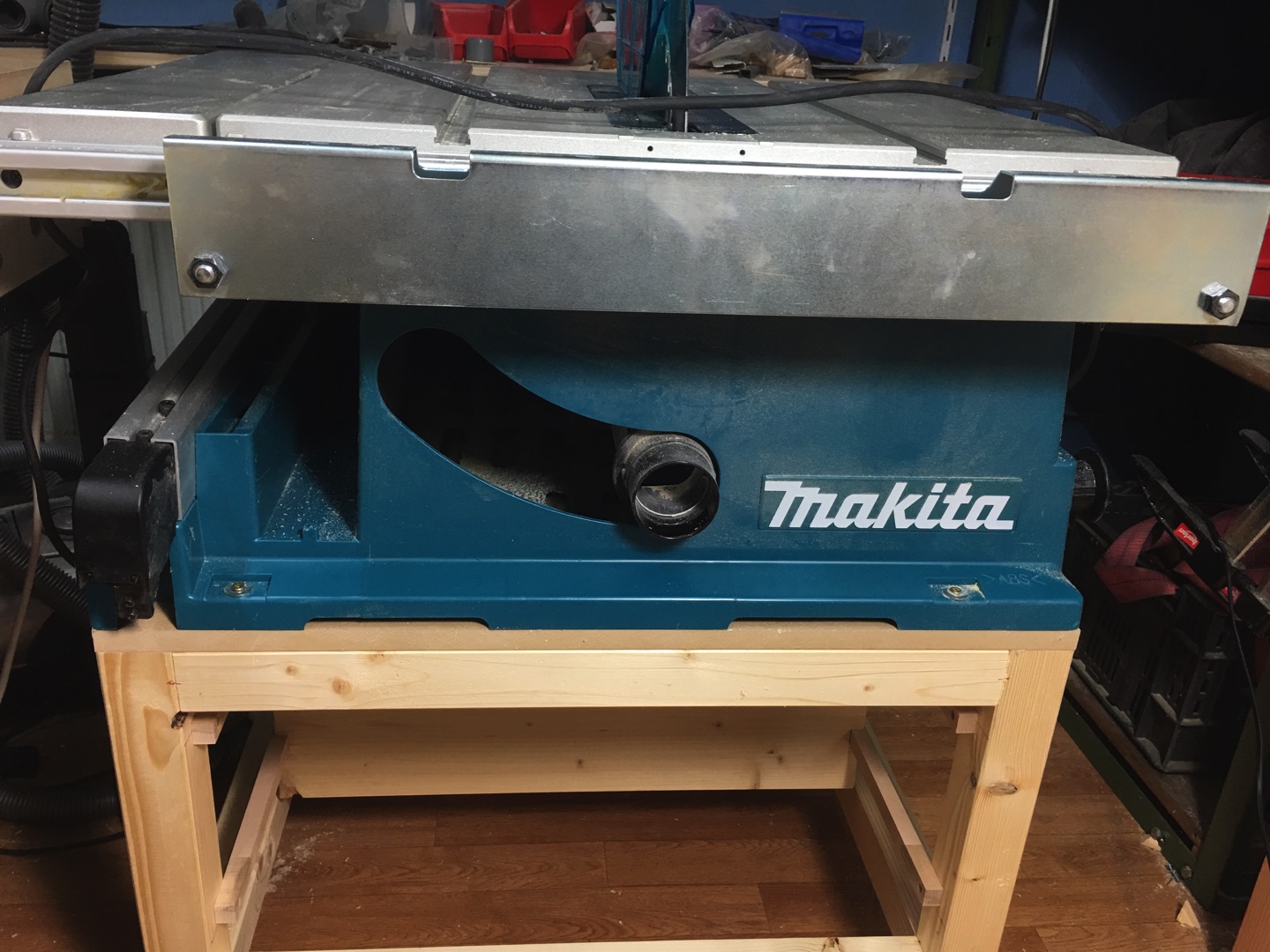 Makita 2704 table saw review top