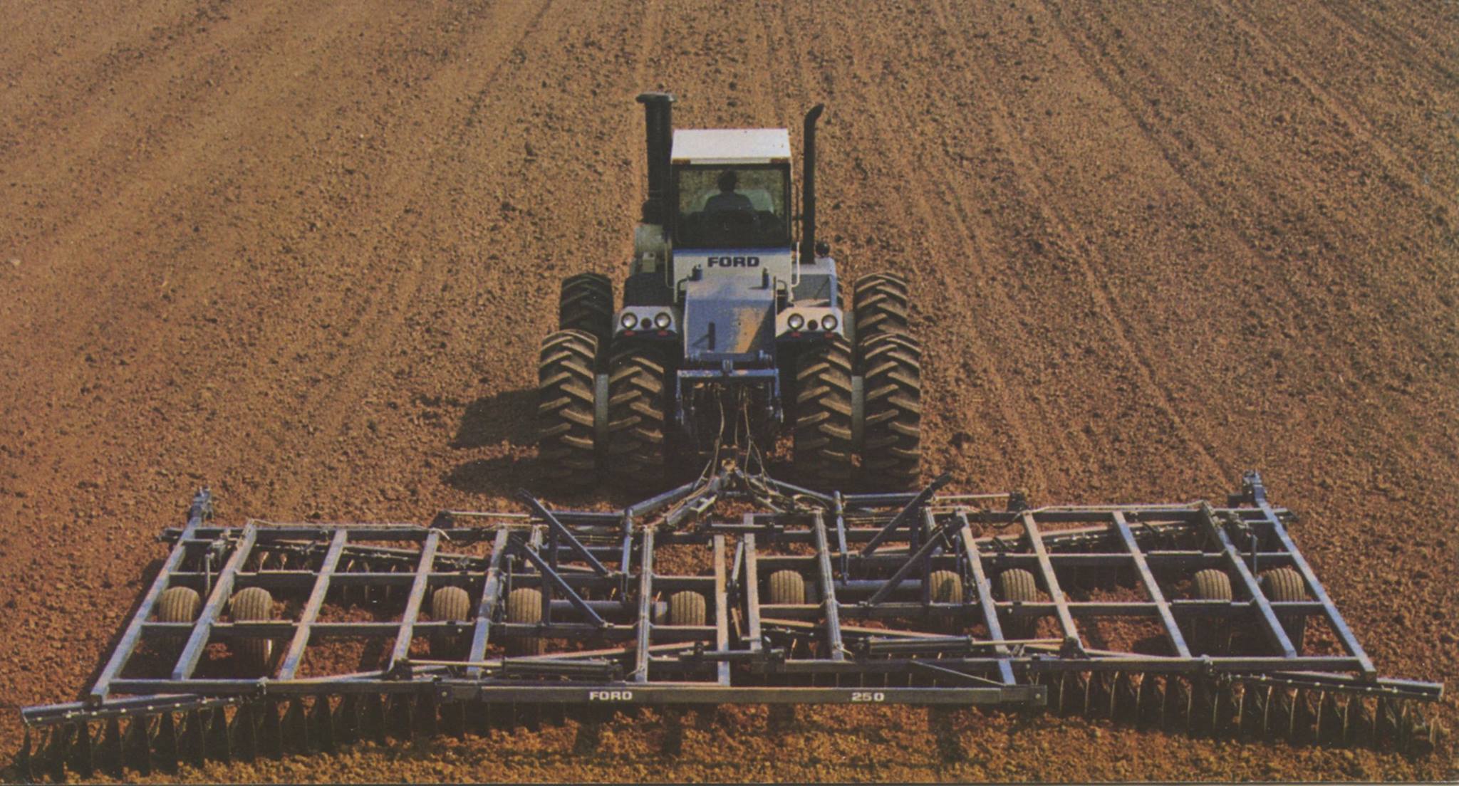 Ford FW-20 Knicklenker (Quelle: CNH)