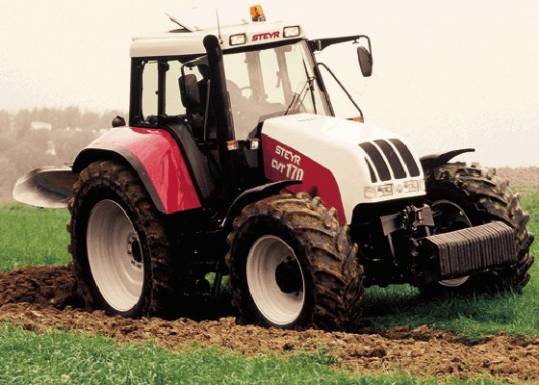 Steyr CVT170 stufenloser Traktor mit Allradantrieb (Quelle: CNH)