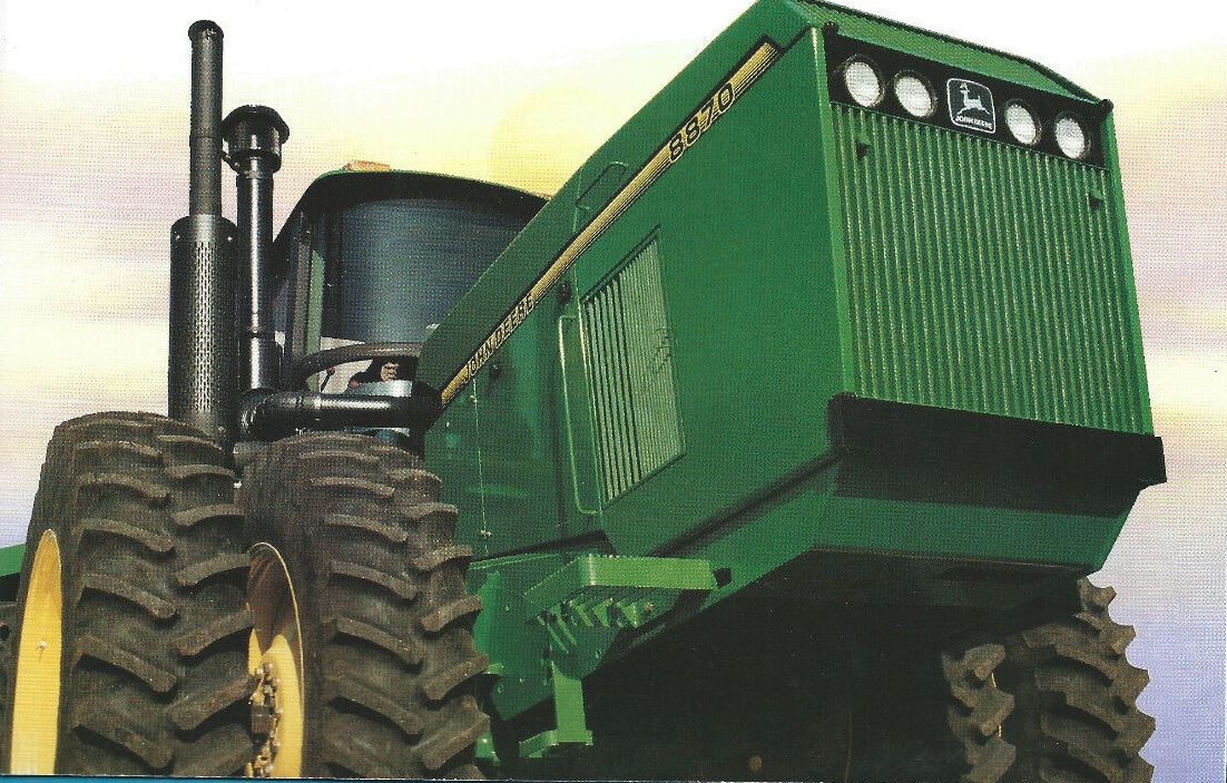 John Deere 8870 Knicklenker (Quelle: John Deere)