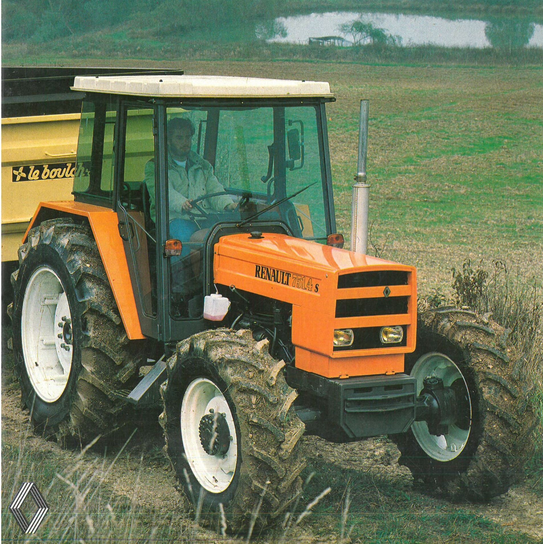 Renault 751-4S Allradtraktor mit Kabine (Quelle: Claas)