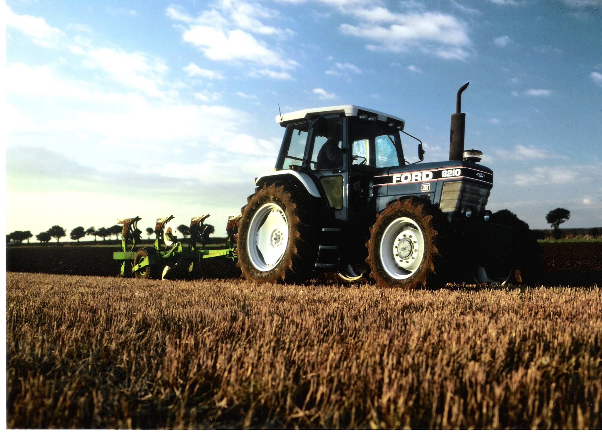 Ford 8210 Generation III Traktor (Quelle: Classic Tractor Magazine)