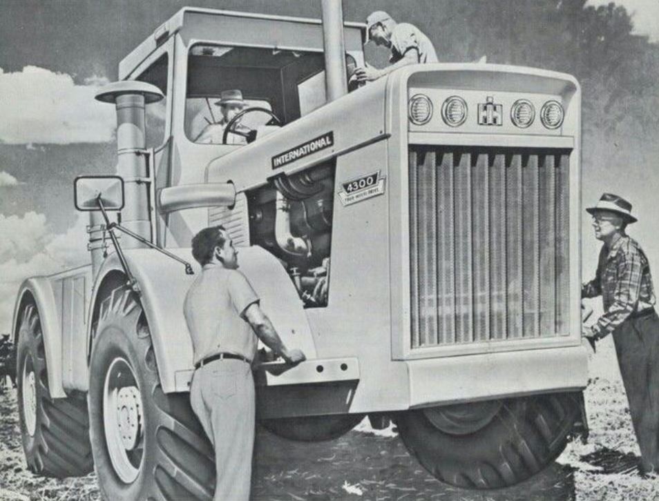 IHC 4300 Großtraktor (Quelle: Hersteller)