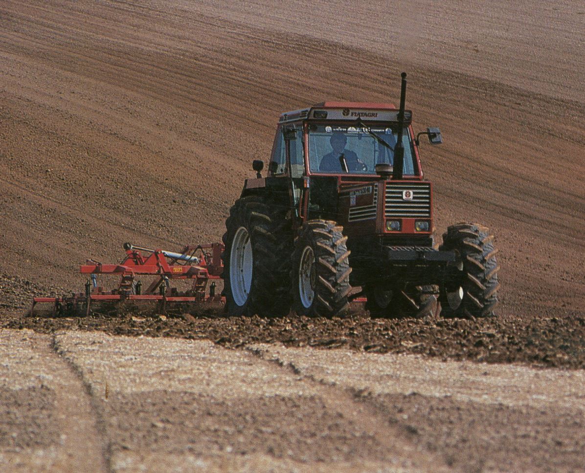 Fiatagri 130-90 DT Traktor (Quelle: CNH)