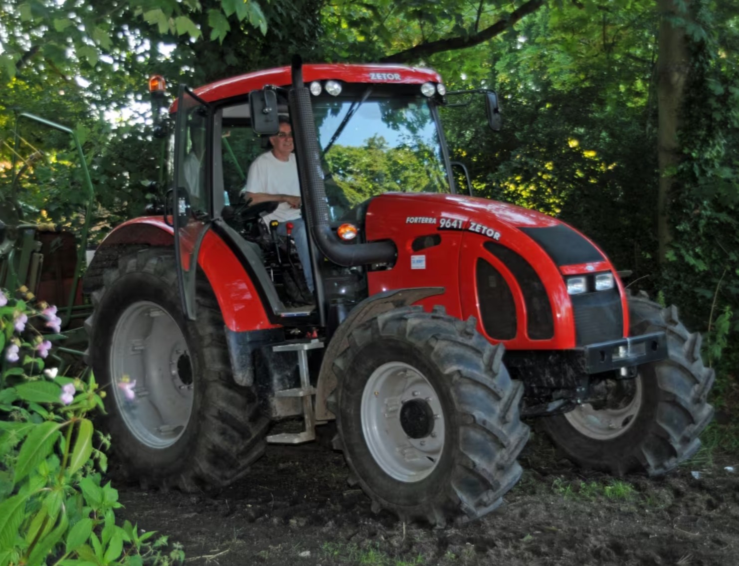 Zetor Forterra 9641 Tier 3 Traktor (Quelle: Hersteller)
