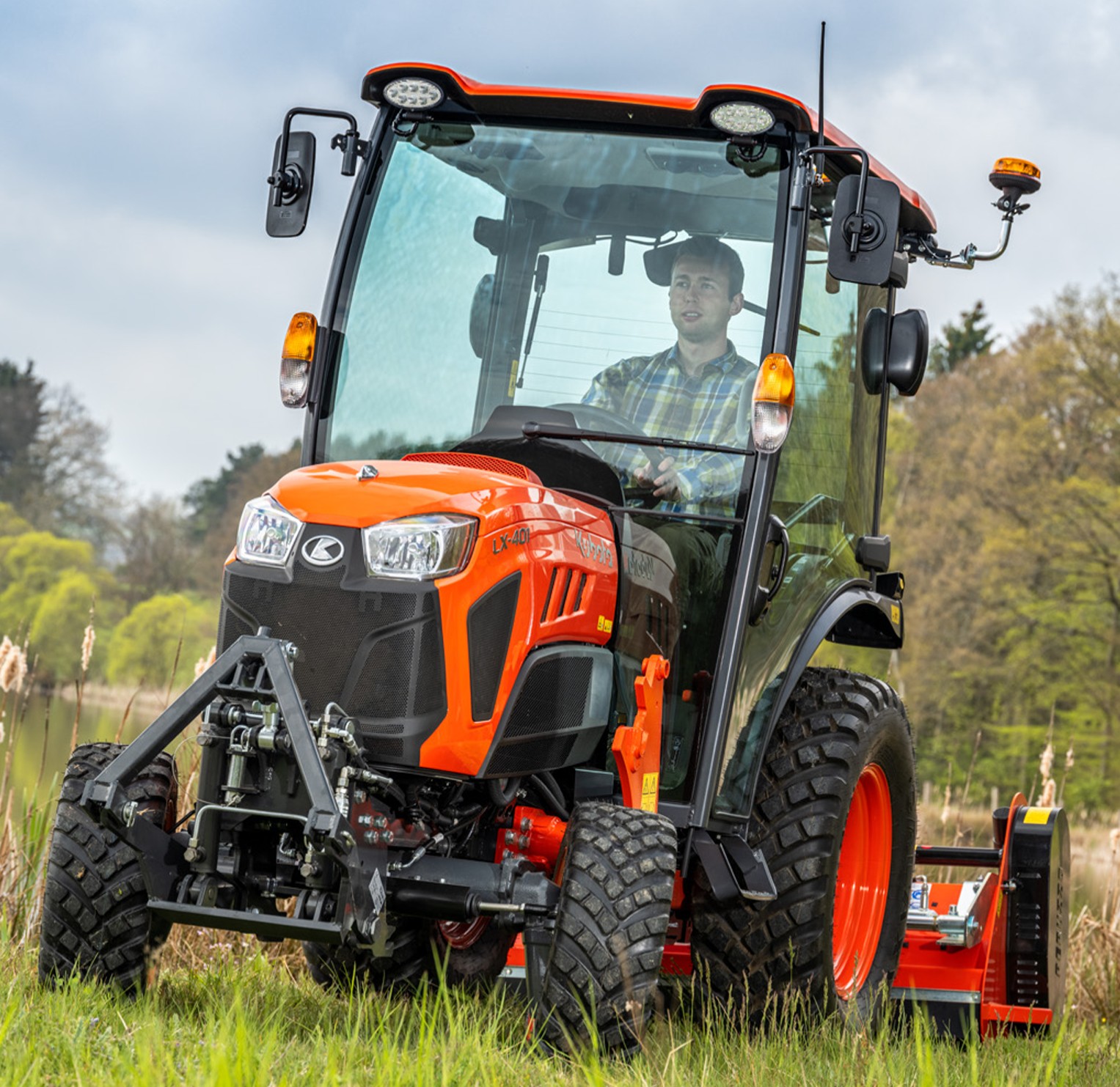 Kubota LX-1 Kompakttraktor (Quelle: Kubota)