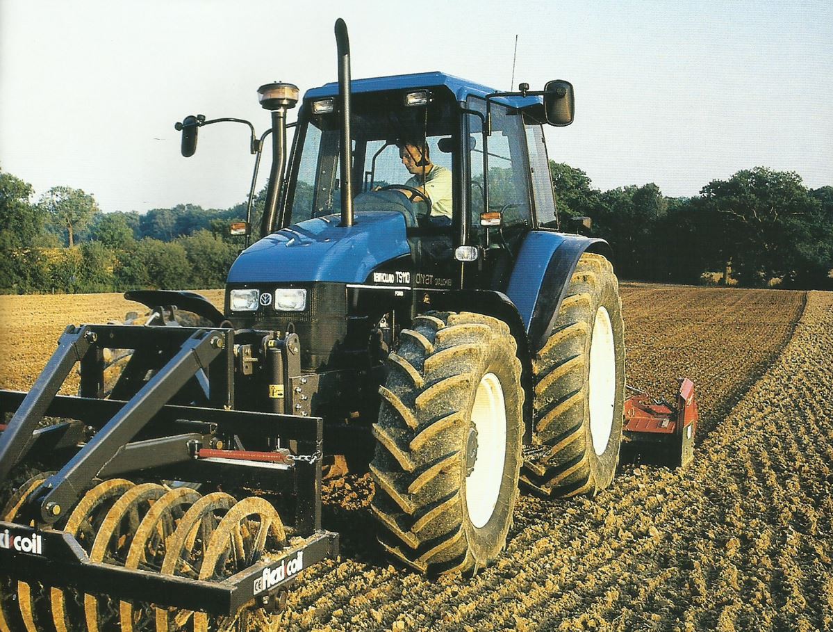 New Holland TS110 Allradtraktor (Quelle: CNH)