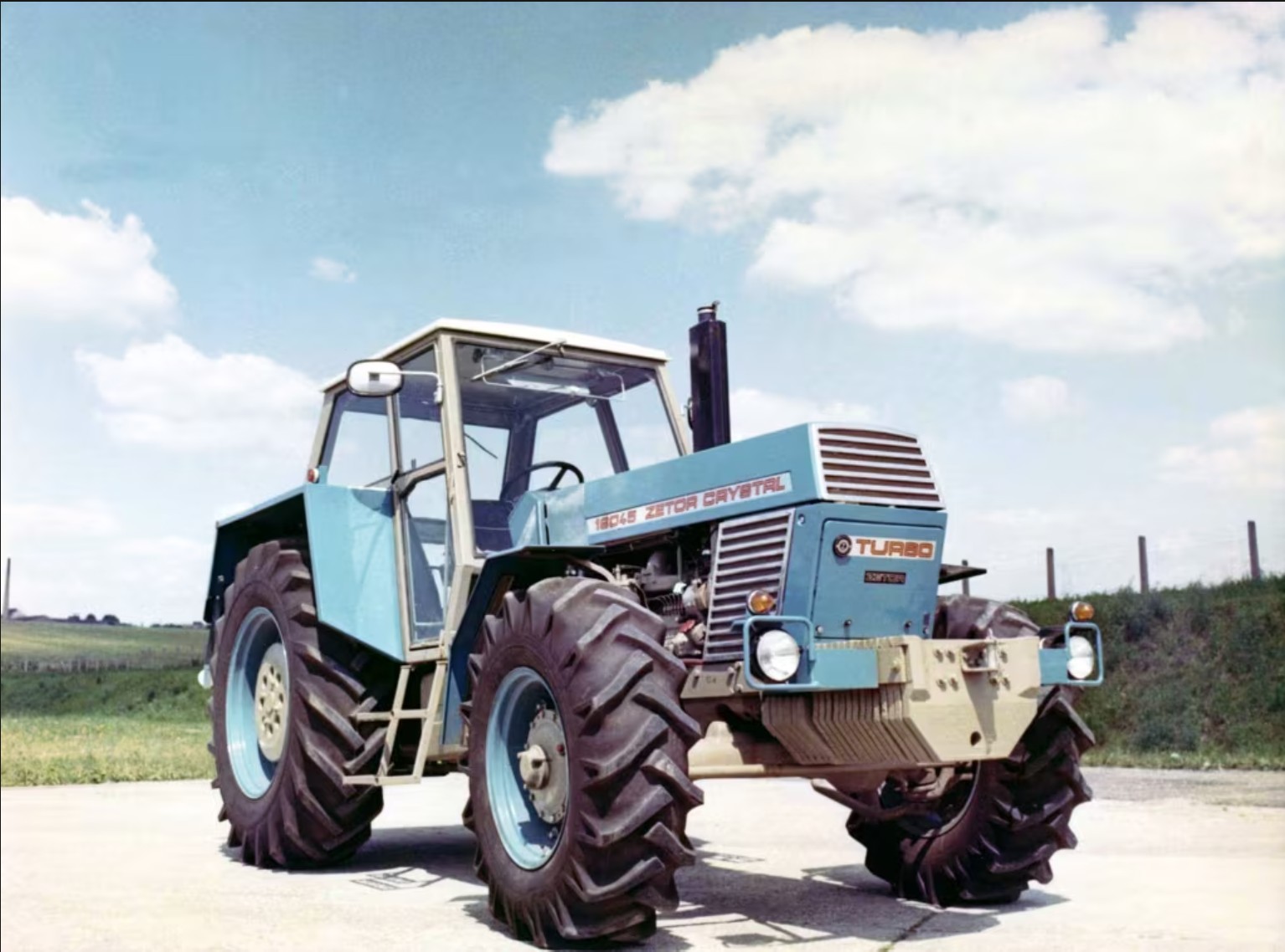 Zetor Crystal 16045 Traktor (Quelle: Hersteller)