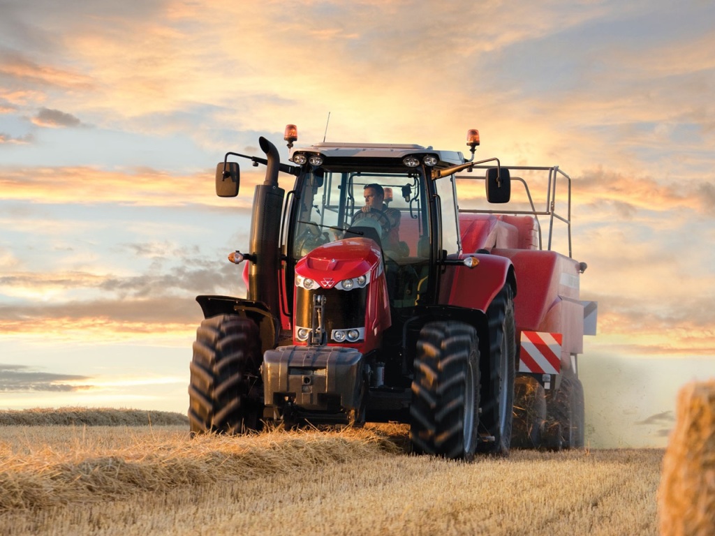 Massey Ferguson 7614 Allradtraktor (Quelle: AGCO)