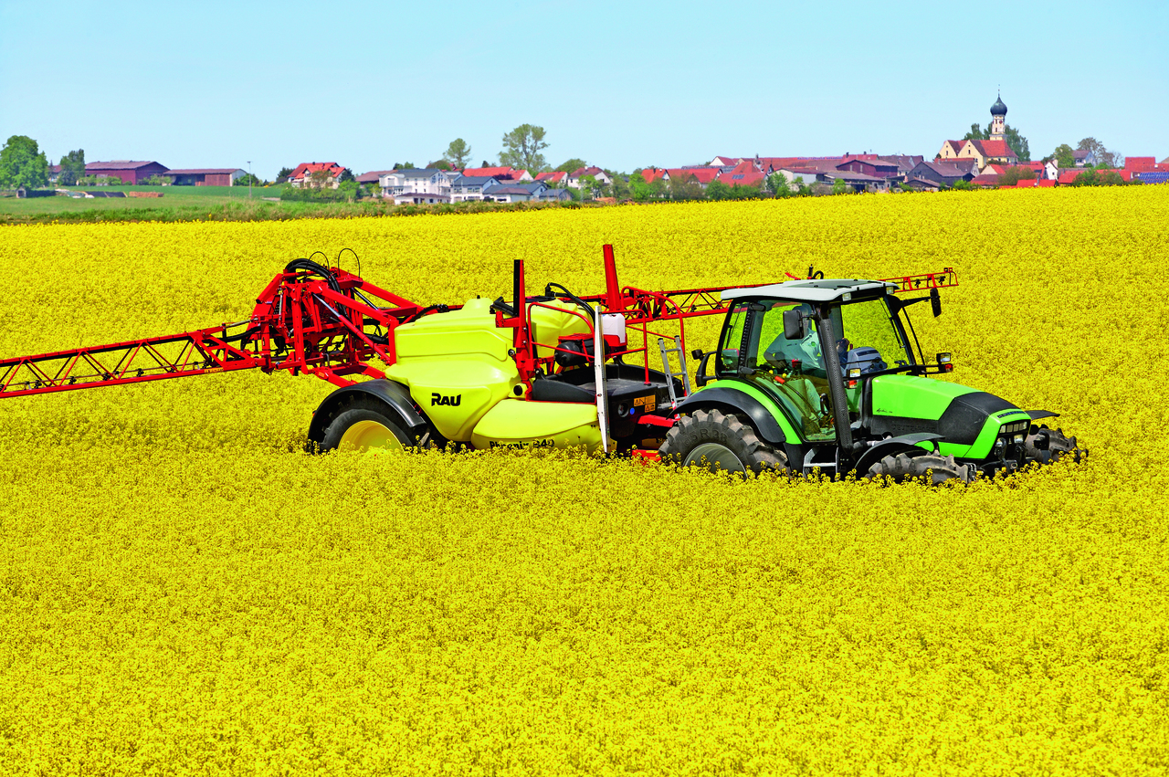 Deutz-Fahr Agrotron 165.7 Traktor (Quelle: SDF Archiv)