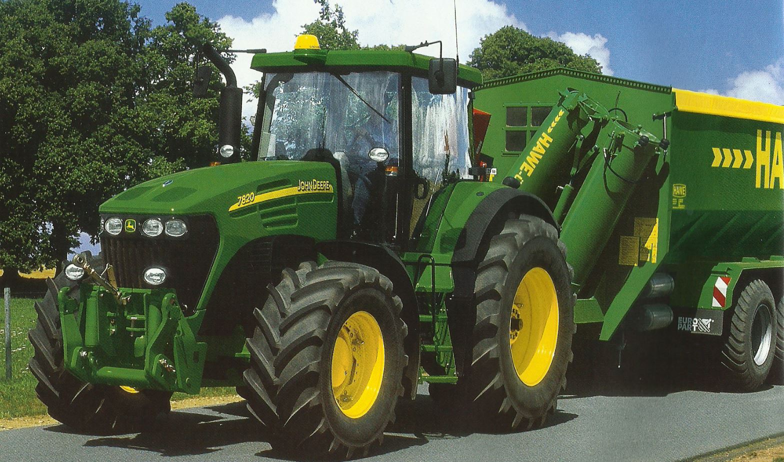 John Deere 7820 Traktor (Quelle: John Deere)