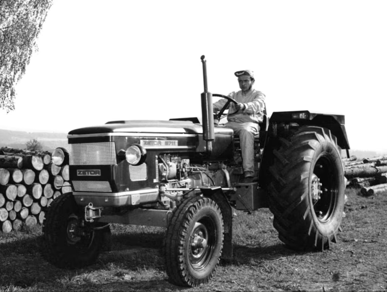 Zetor 5711 Traktor (Quelle: Hersteller)