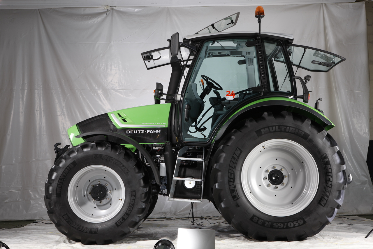 Deutz-Fahr Agrotron TTV 430 (Quelle: SDF Archiv)