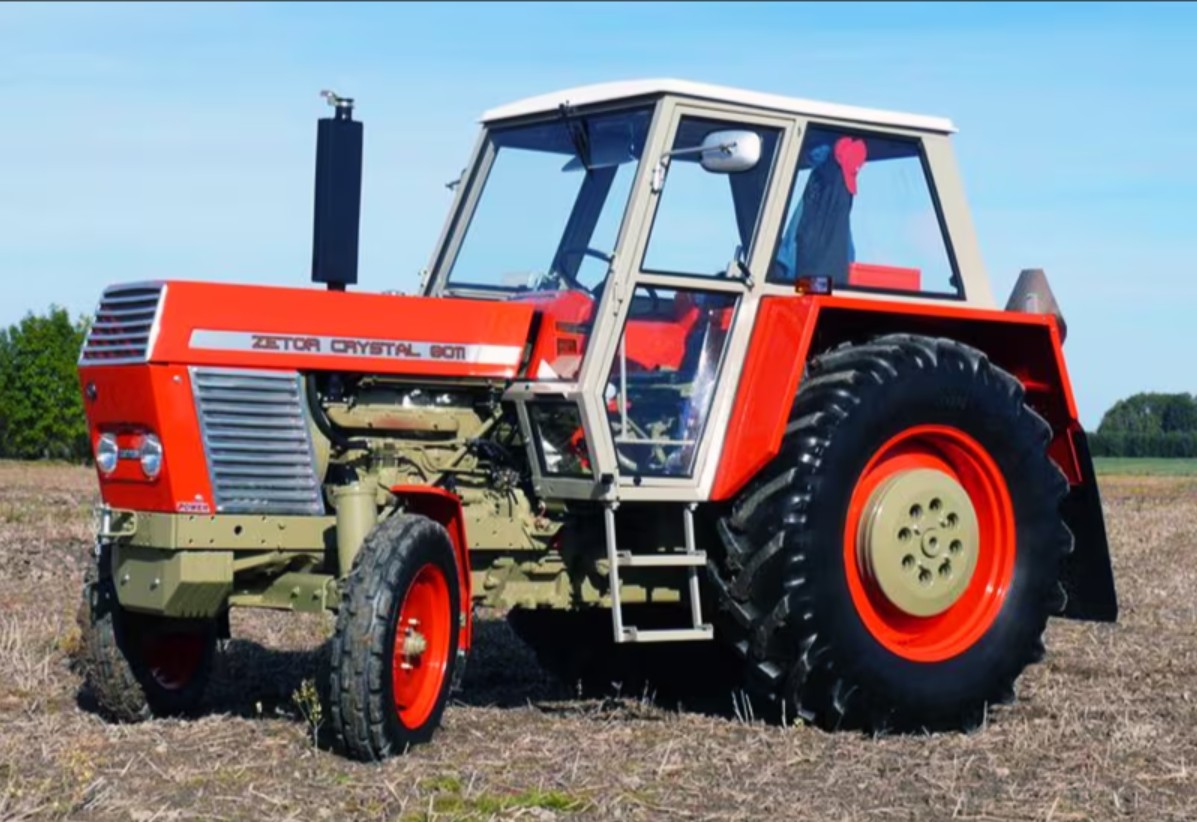 Zetor Crystal 8011 Traktor (Quelle: Hersteller)