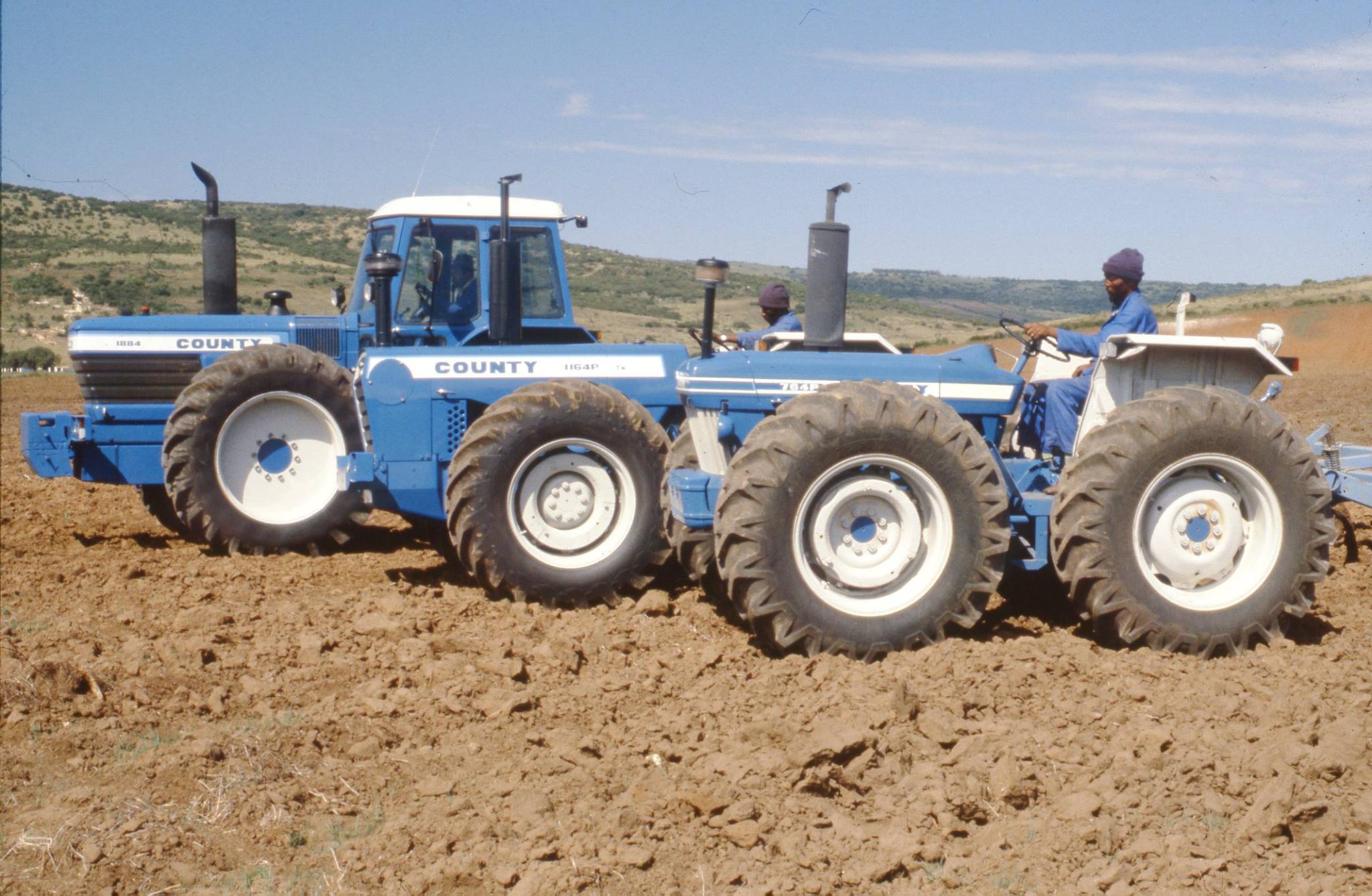 Ford County 1164 TW, 764 und 1884 (Quelle: Classic Tractor Magazine)