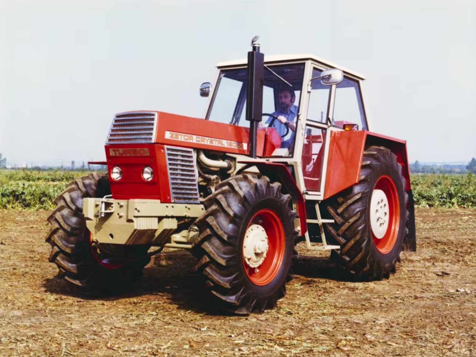Zetor Crystal 16045 Traktor (Quelle: Hersteller)
