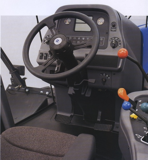 Ford New Holland 9880 Kabine (Quelle: CNH)