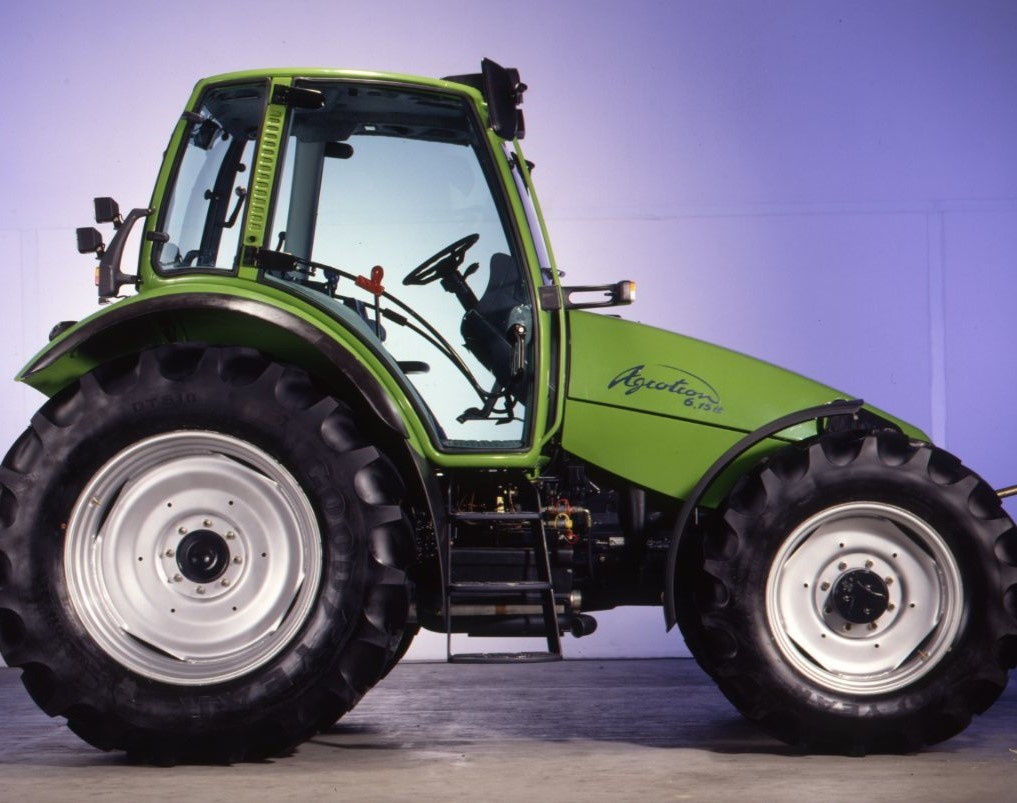 Deutz-Fahr Agrotron 6.05 MK1 Traktor (Quelle: SDF Archiv)