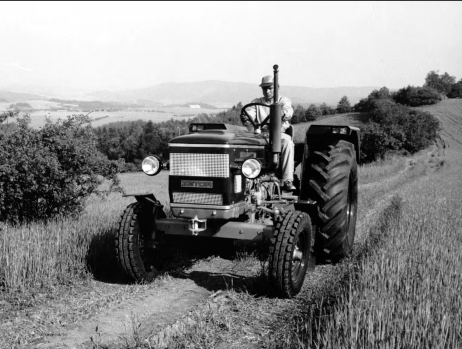 Zetor 5711 Traktor (Quelle: Hersteller)