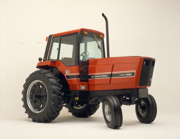 IHC 3488 Hydro Traktor mit Kabine (Quelle: Hersteller)