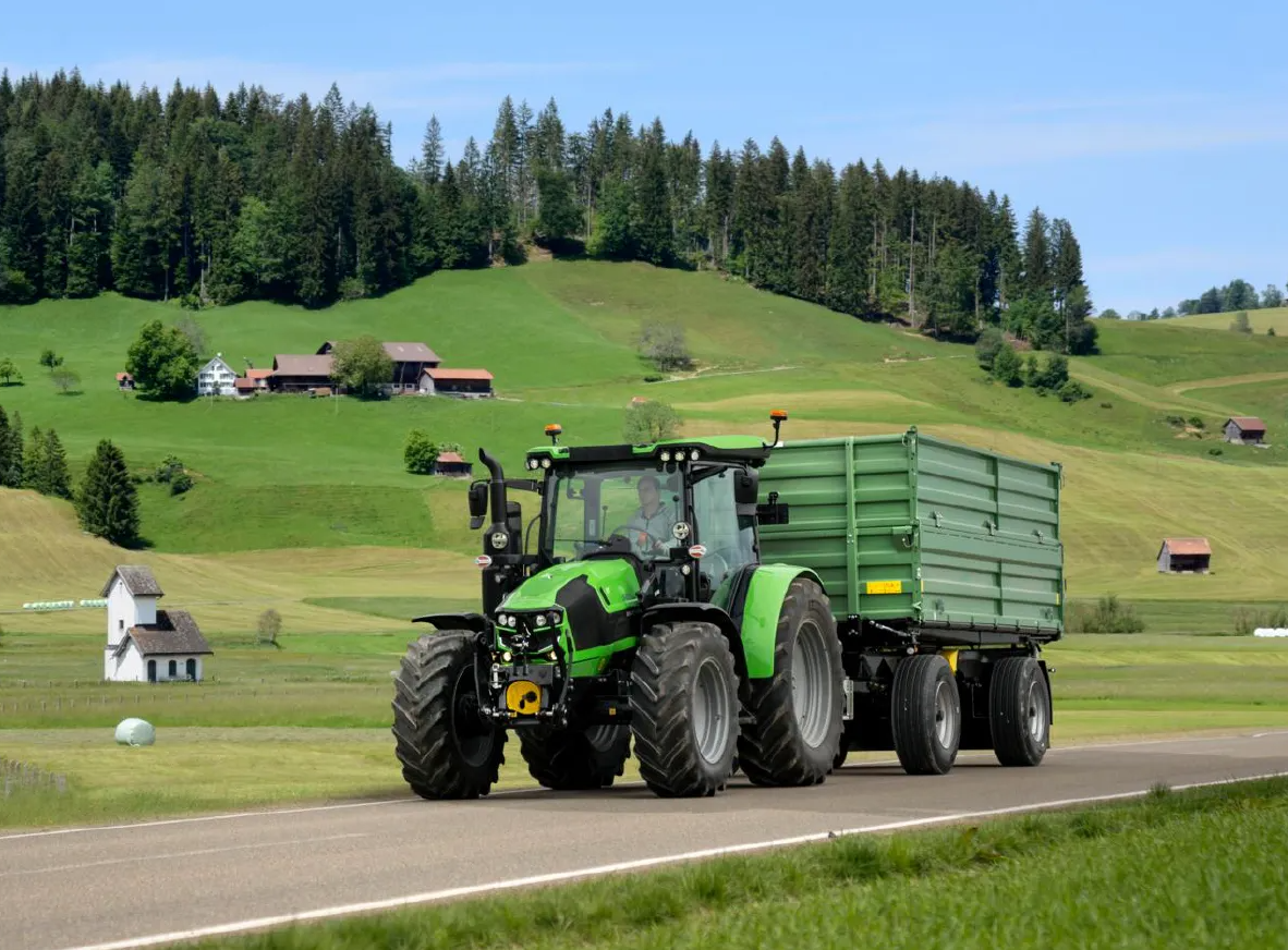 Deutz-Fahr 5105 Traktor (Quelle: SDF)
