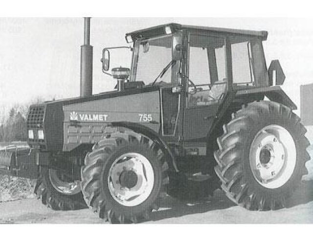 Valmet 755 Allradtraktor (Quelle: Hersteller)