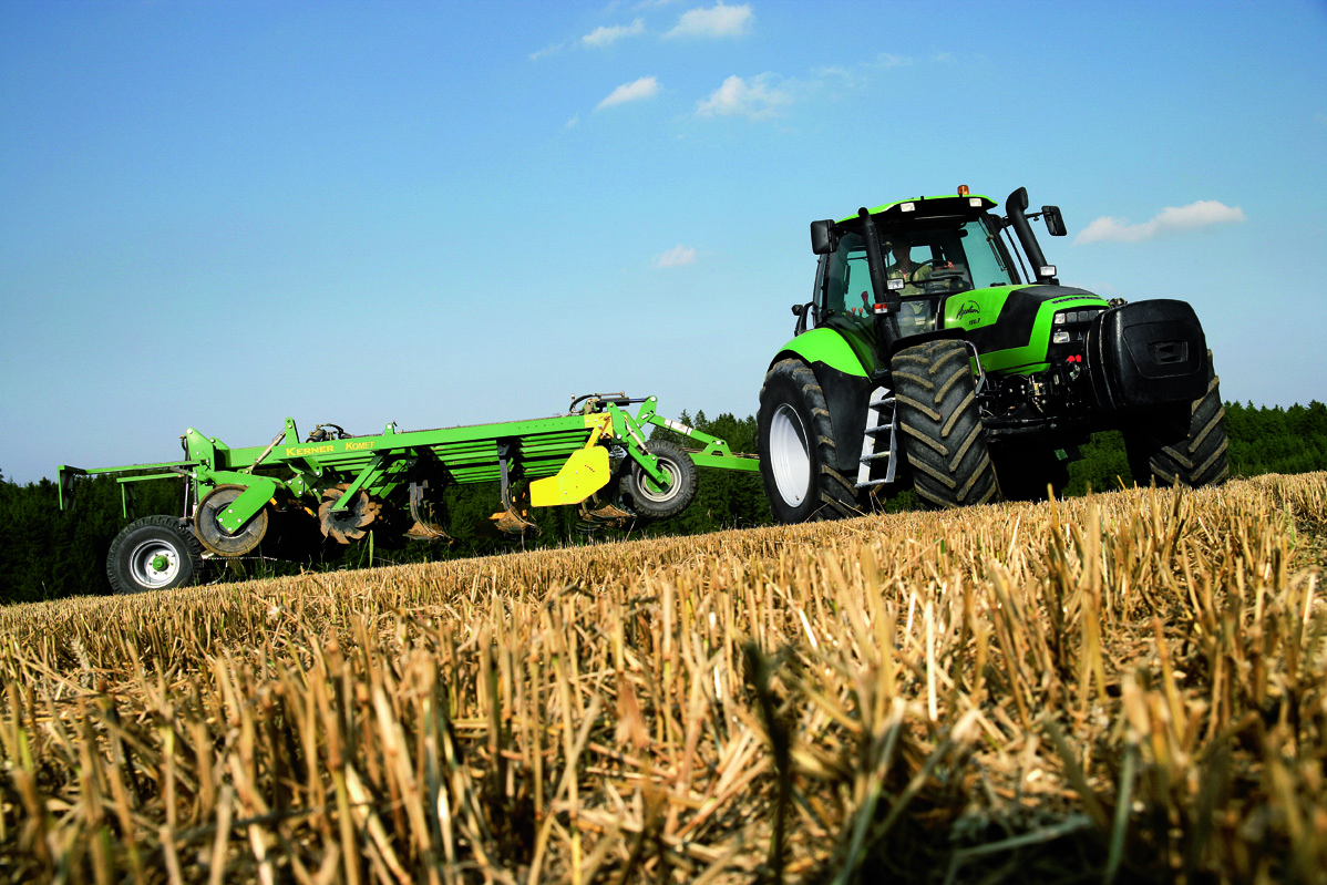 Deutz-Fahr Agrotron 180.7 Traktor (Quelle: SDF Archiv)