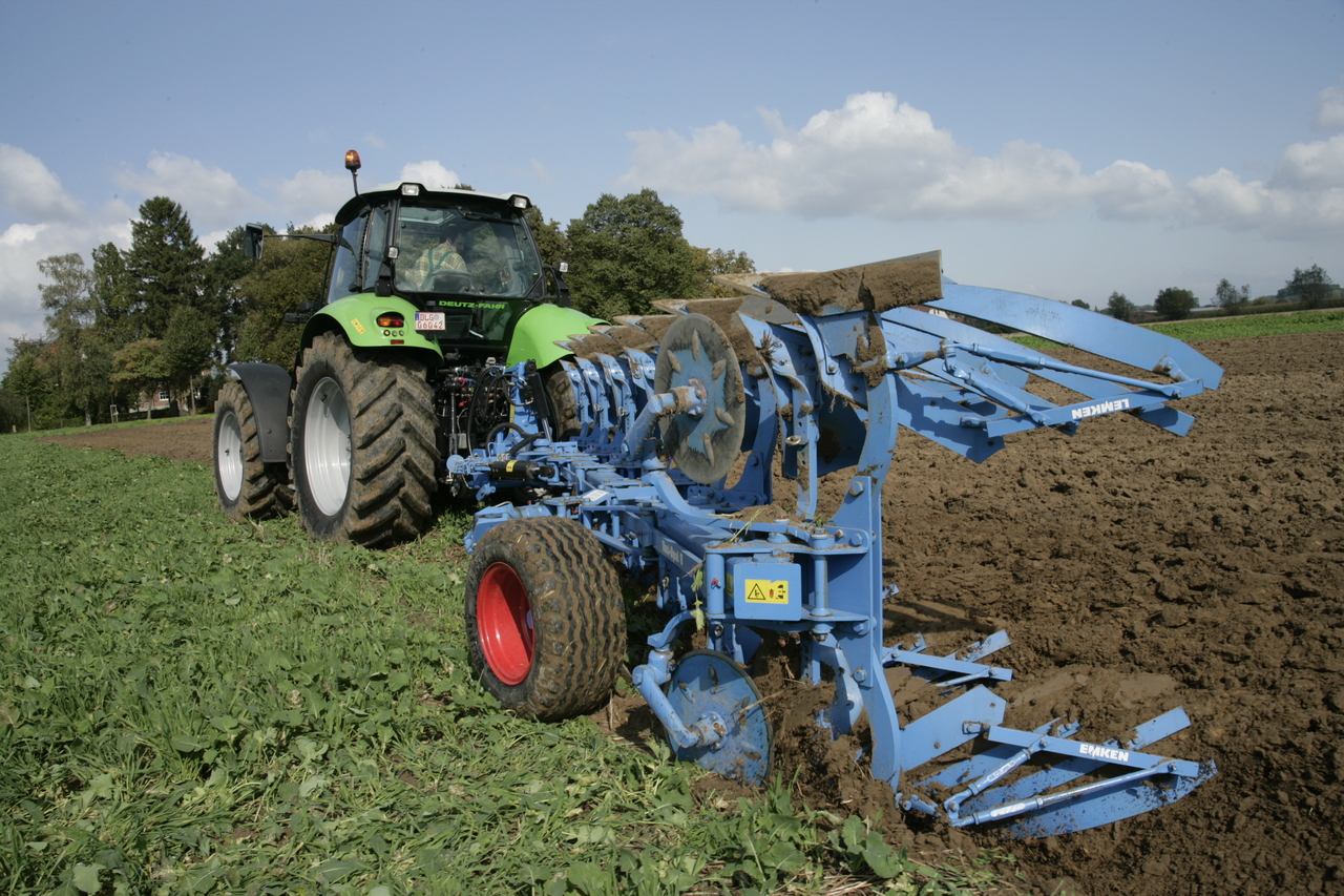 Deutz-Fahr Agrotron TTV 630 Traktor (Quelle: SDF Archiv)