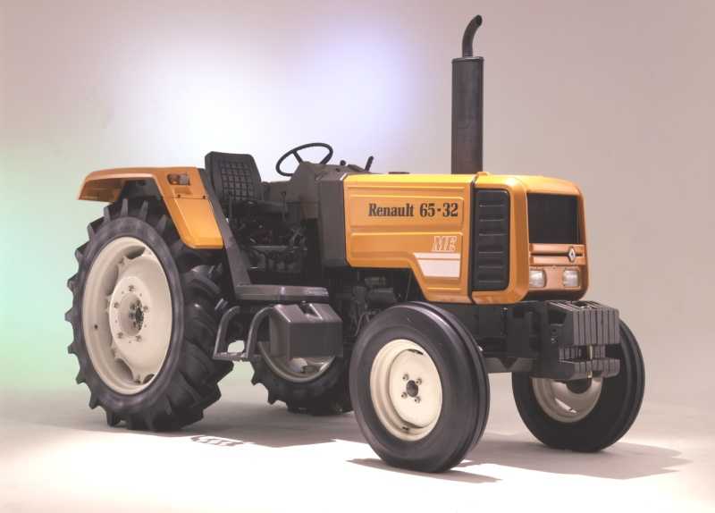 Renault 65-32ME Traktor ohne Kabine (Quelle: Claas)