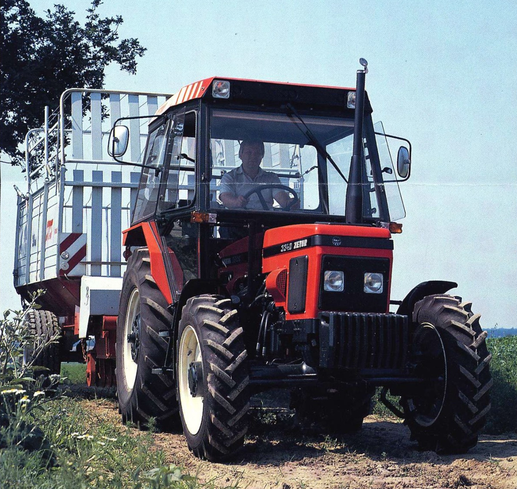 Zetor 3340 Traktor (Quelle: Hersteller)