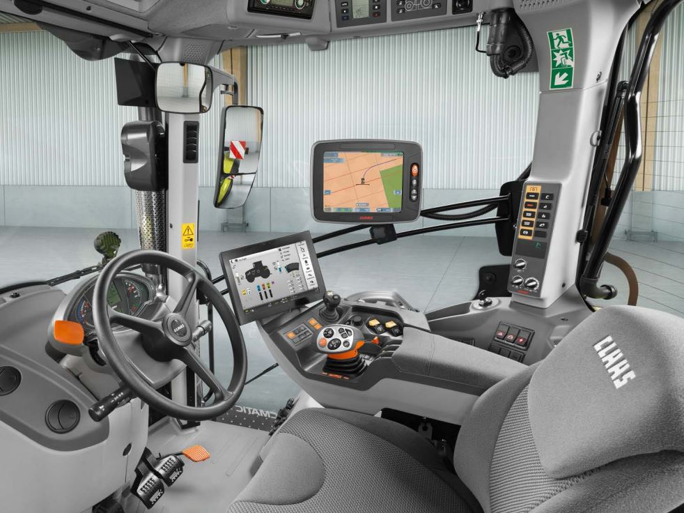 Claas Arion 500 Kabine mit CEBIS Ausstattung (Quelle: Claas)