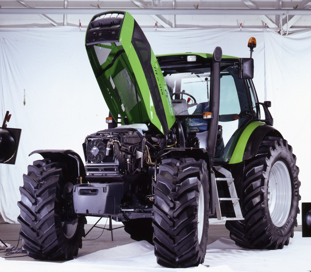 Deutz-Fahr Agrotron 1160 TTV Traktor (Quelle: SDF Archiv)